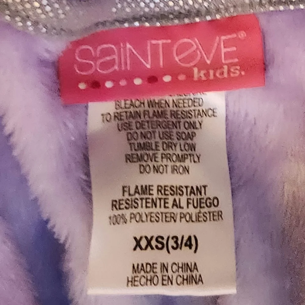 Saint Eve wrap your